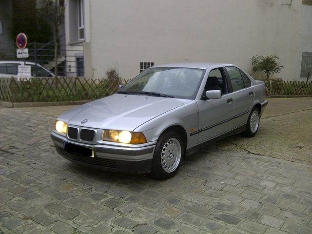 SERIE 3 (E36) Ph II - 4 portes 1995-1998